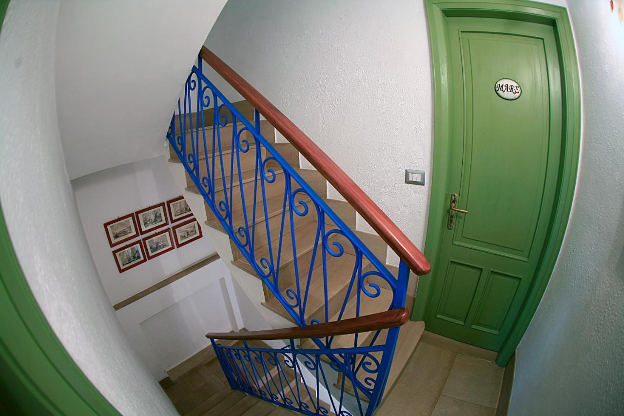 B&B La Veduta Шила Екстериор снимка